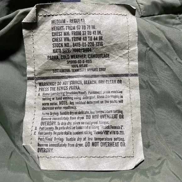 U.S. Army ECWCS Gen I Woodland Camo Gore-Tex Cold Weather Parka MEDIUM REGULAR - Picture 4 of 13